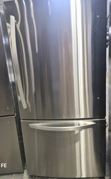 LRDCS2603S - REFRIGERATORS - 33"  - LG - Bottom Freezer - Stainless Steel - Open Box