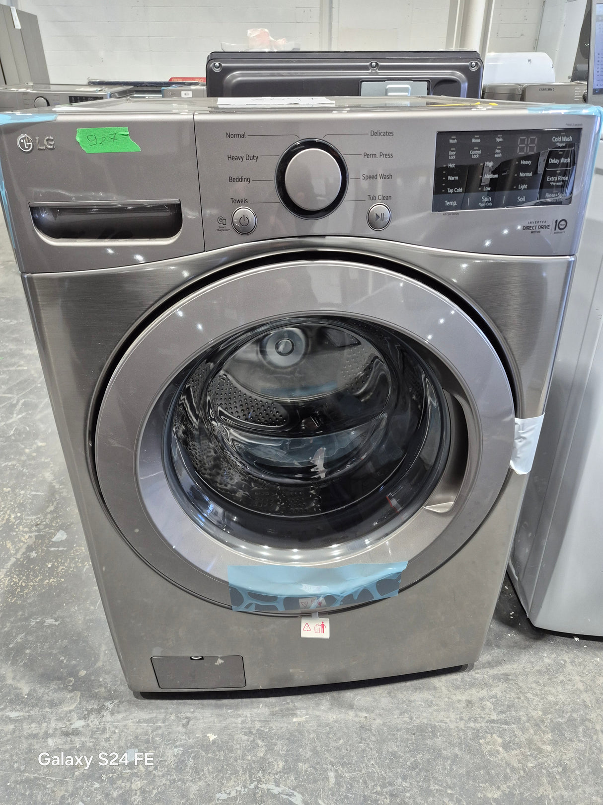 WM3400CV - WASHERS - Front Load - LG - Graphite steel - Open Box