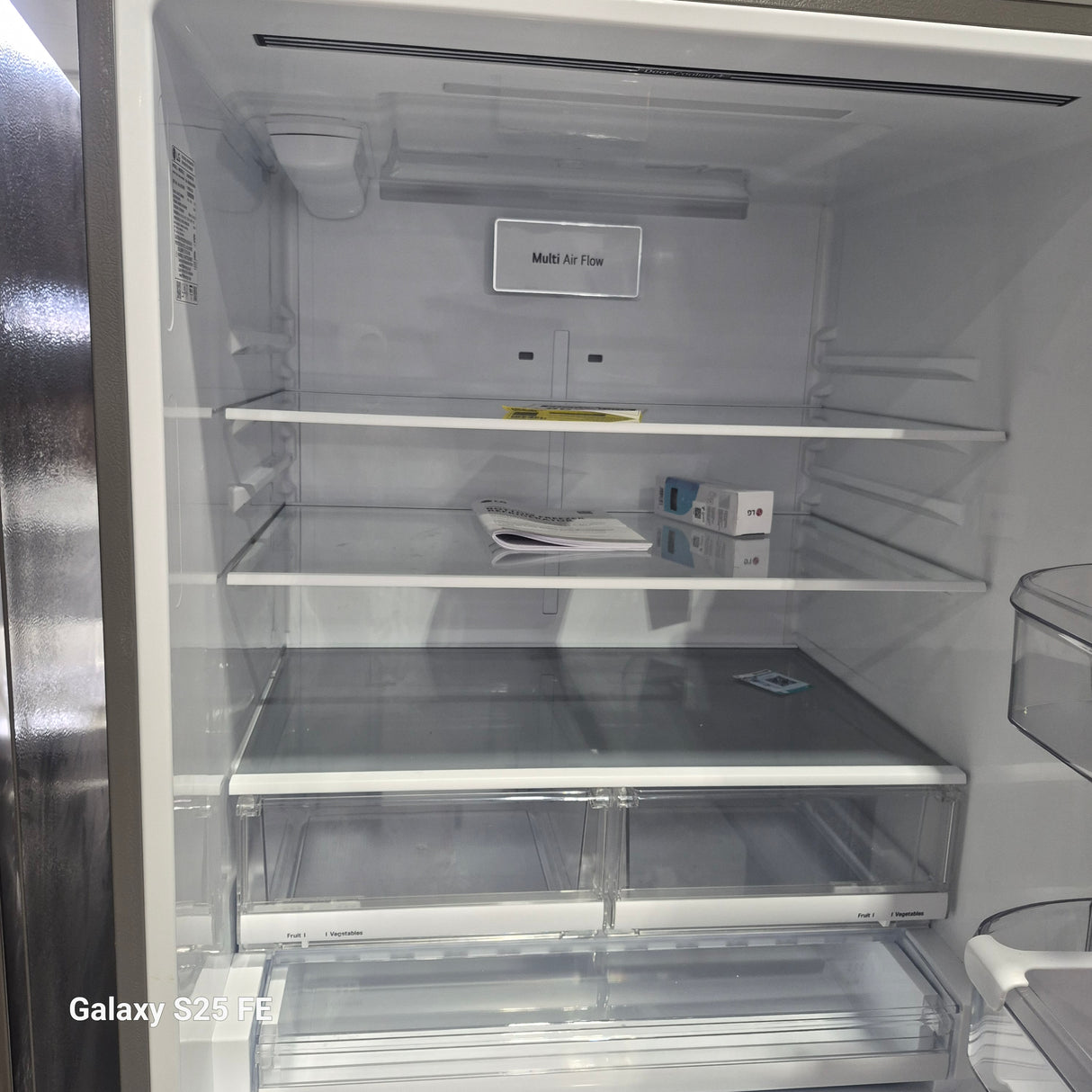 LRDCS2603S - REFRIGERATORS - 33"  - LG - Bottom Freezer - Stainless Steel - Open Box