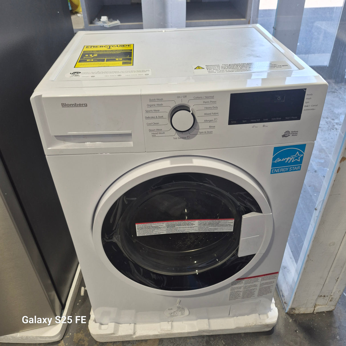 DV17600W / WM72200  - Washer/Dryer Sets - Compact  - New-Open Box