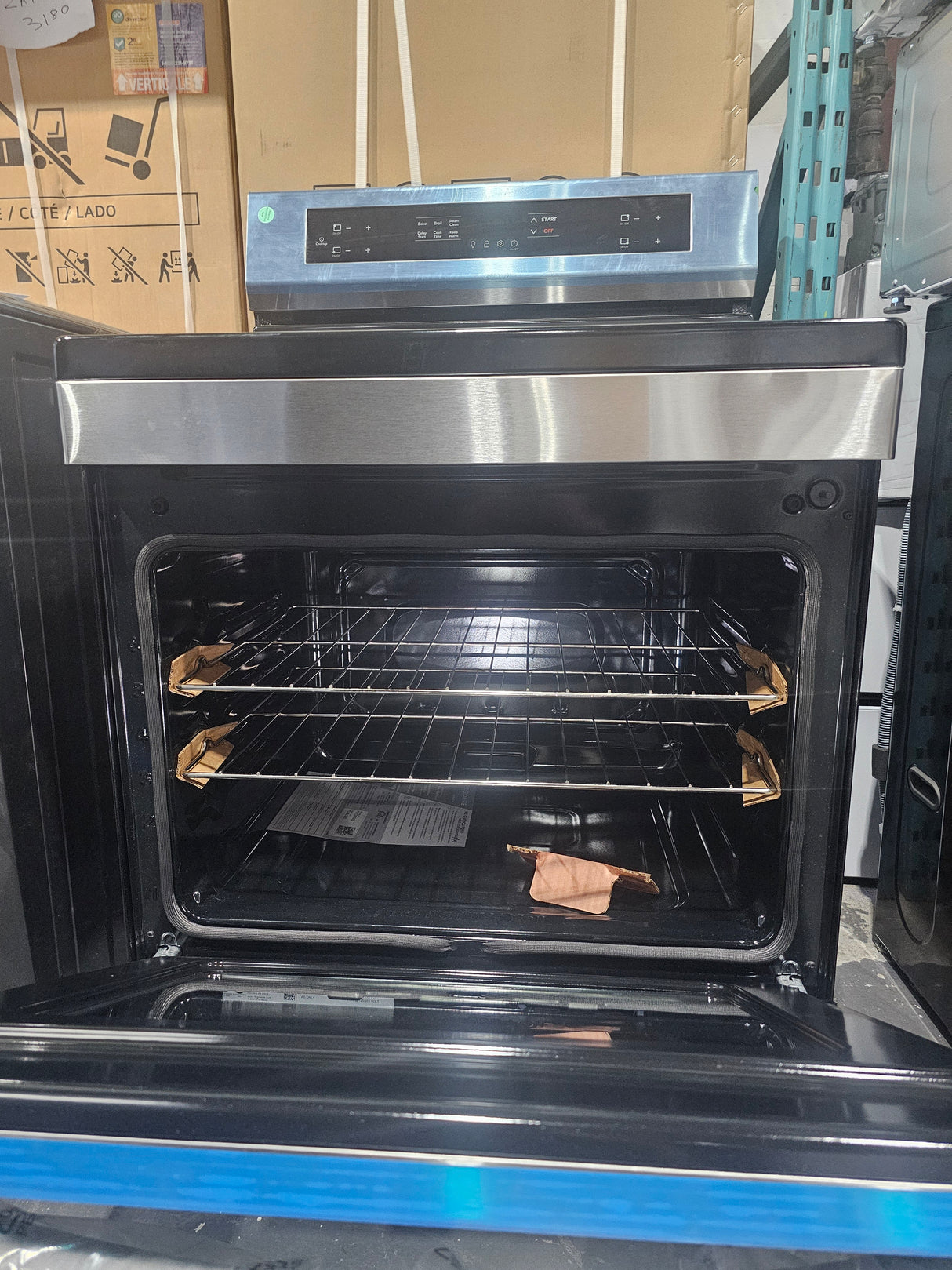 FCRI306CAS - CUISINIÈRES - Frigidaire - Induction - Acier inoxydable - Emballage ouvert