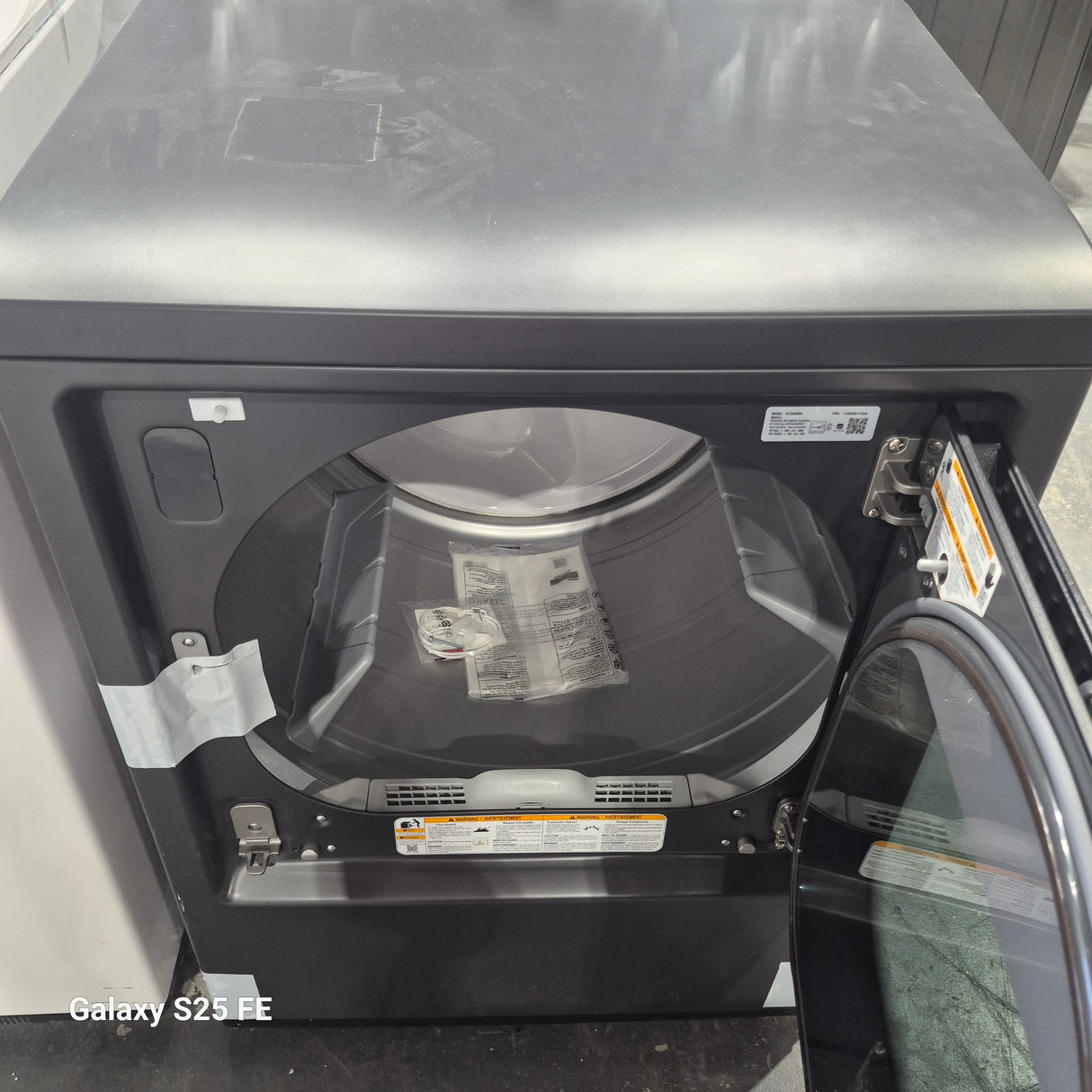 WT8200CW, DLE8200W  - Washer/Dryer Sets - Top load - LG - White & black  - Open box