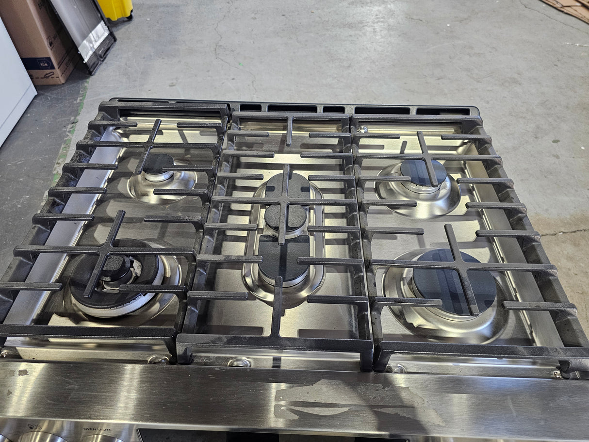 PCGS930YPFS – Cuisinière à gaz autonome – GE-Acier inoxydable résistant aux traces de doigts