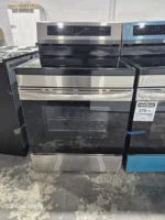 Frigidaire FCRI306CAS Induction Range - Image 3