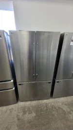 LF27D6200S - REFRIGERATORS - LG - French 3-Door - Stainless Steel - Open Box