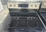 Midea MER30B12ASSC Freestanding Electric Range – Open Box